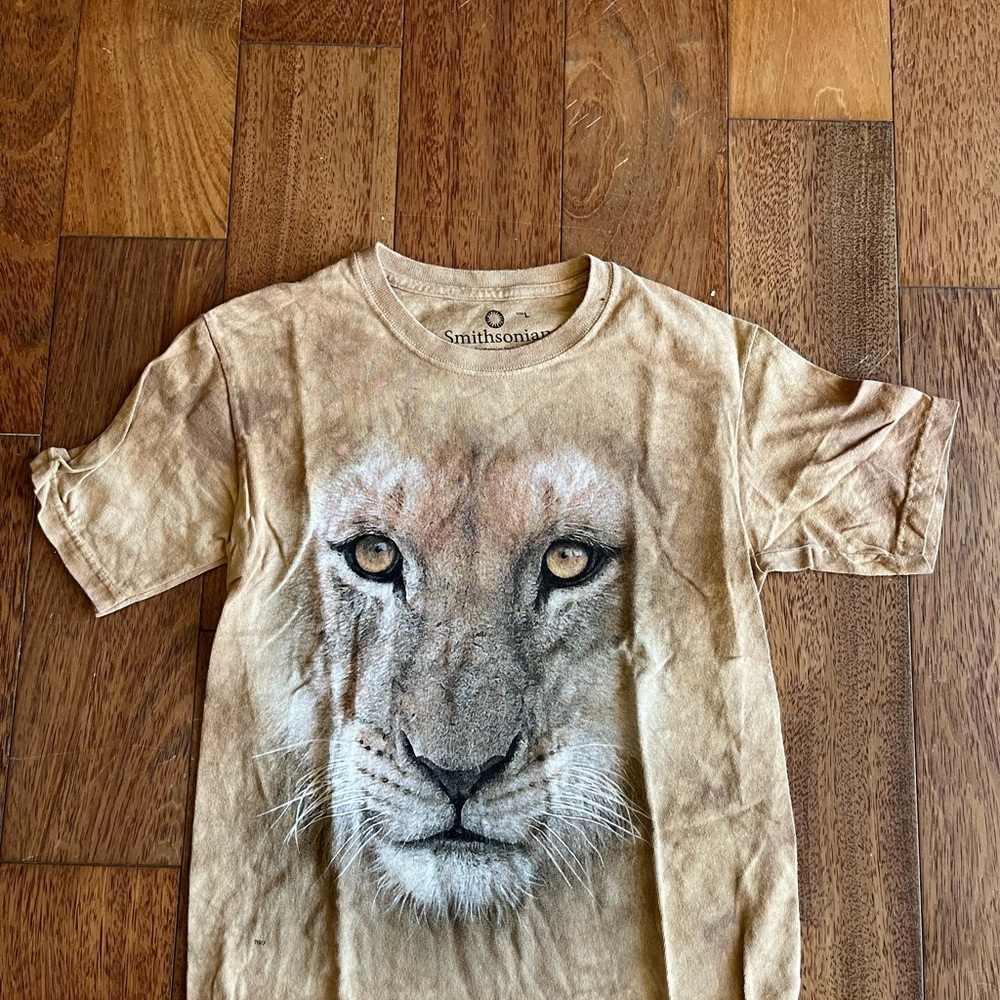 Tan Lion Face Short Sleeve Tee